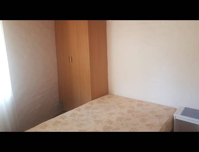 1 BEDROOM TOWNHOUSE FOR SALE IN WOODGRANGE